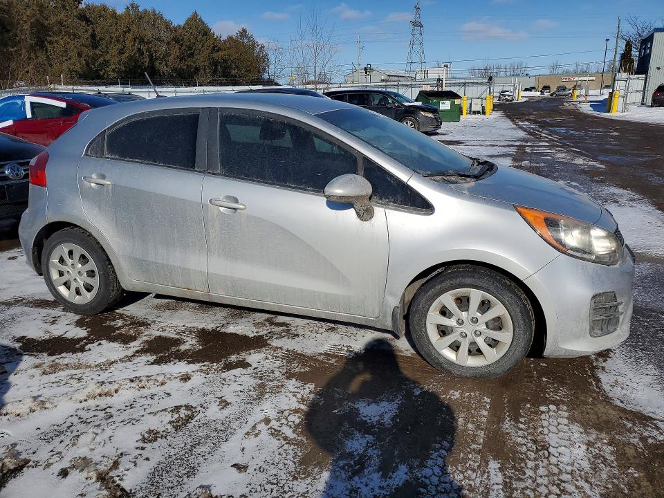 Photo 4 from auction – 2017 KIA RIO with VIN KNADM5A30H6031671
