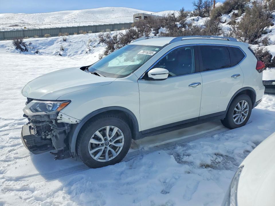 NISSAN ROGUE 2017 z numerem VIN KNMAT2MV9HP584074 - Zdjęcie z aukcji