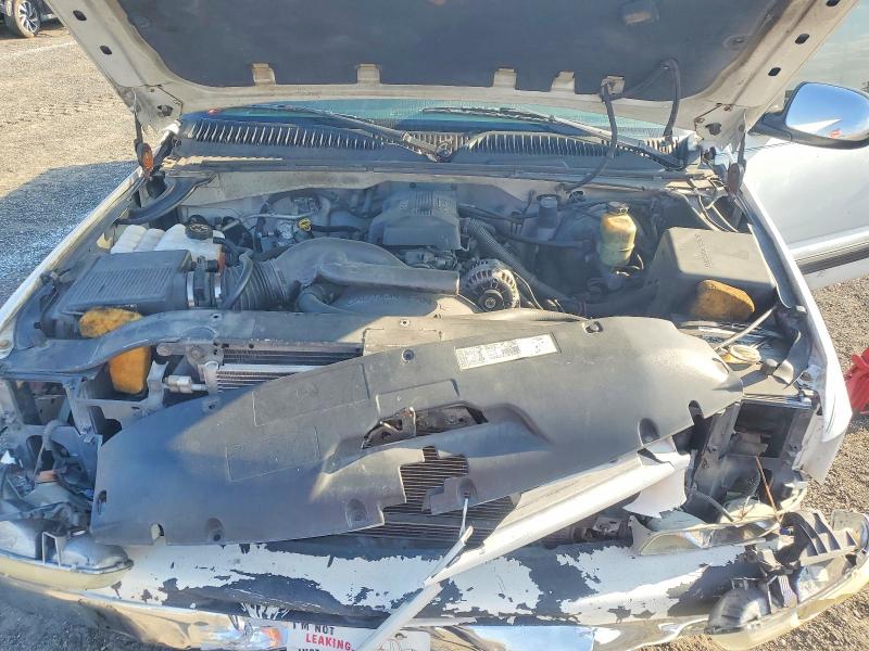 Photo 11 from auction – 1999 CHEVROLET SILVERADO with VIN 1GCEC14T8XE122643