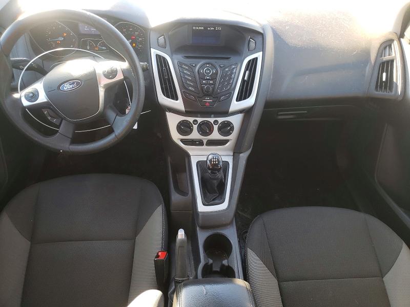 Photo 8 from auction – 2014 FORD FOCUS SE with VIN 1FADP3K20EL178418