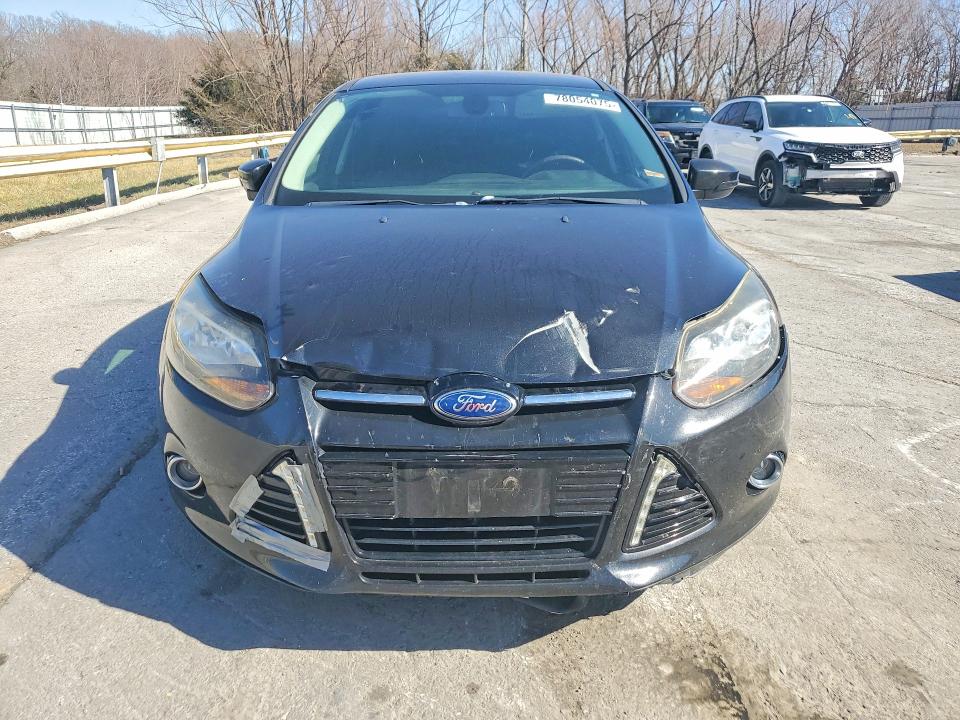 Photo 5 from auction – 2012 FORD FOCUS with VIN 1FAHP3J29CL174609