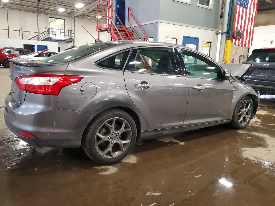 Photo 3 from auction – 2013 FORD FOCUS with VIN 1FADP3F28DL221752