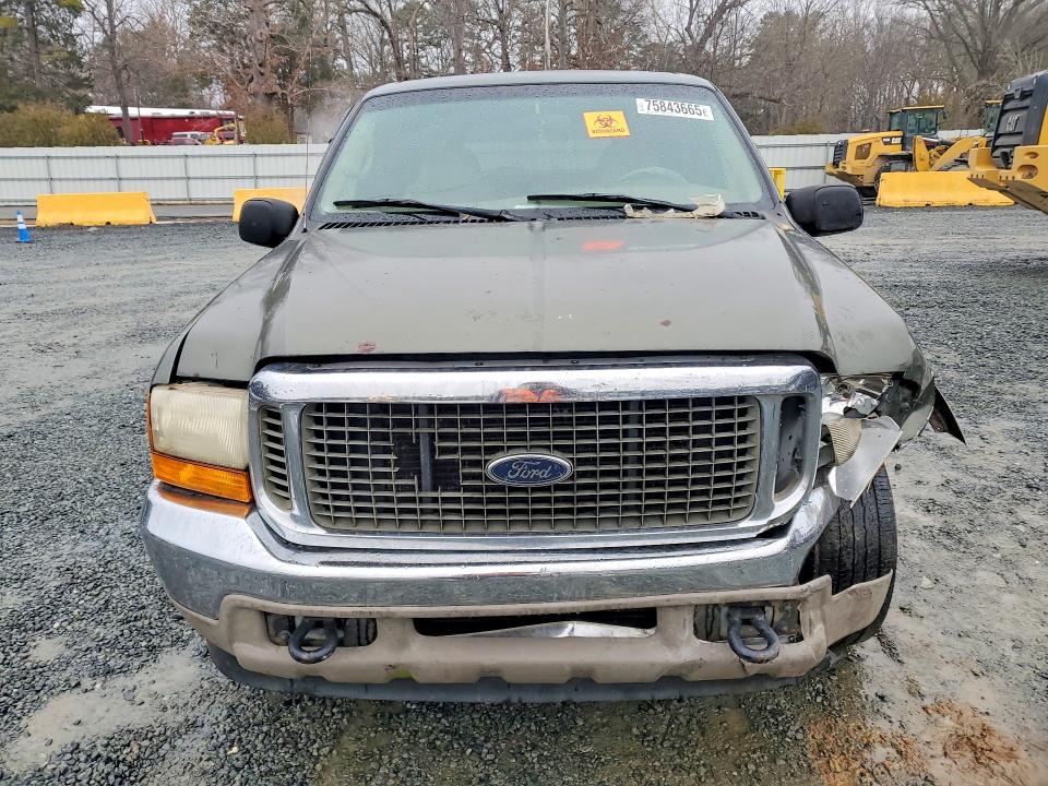 Photo 5 from auction – 2000 FORD EXCURSION with VIN 1FMNU42S6YEC77228