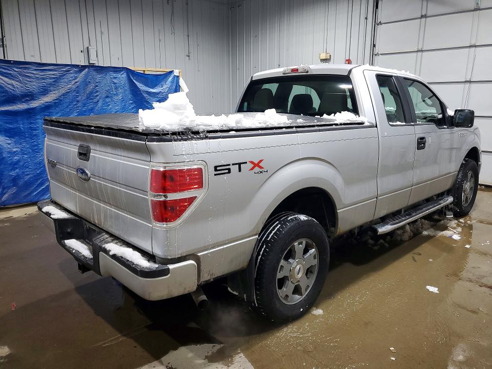 Photo 3 from auction – 2010 FORD F150 SUPER with VIN 1FTEX1E88AFD59844