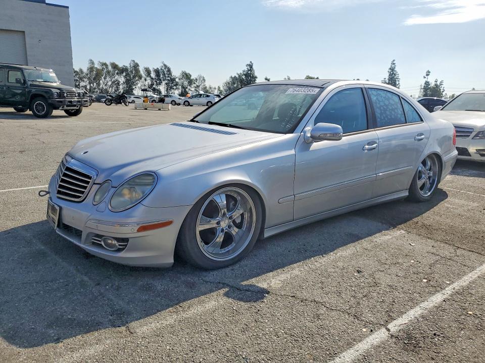 MERCEDES-BENZ E 2007 مع رقم تعريف المركبة WDBUF72X87B021999 - صورة من المزاد