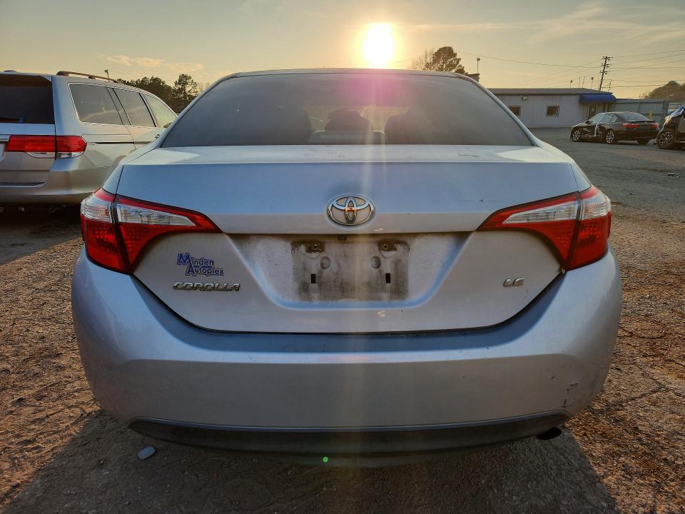 Photo 6 from auction – 2015 TOYOTA COROLLA with VIN 5YFBURHE8FP181350