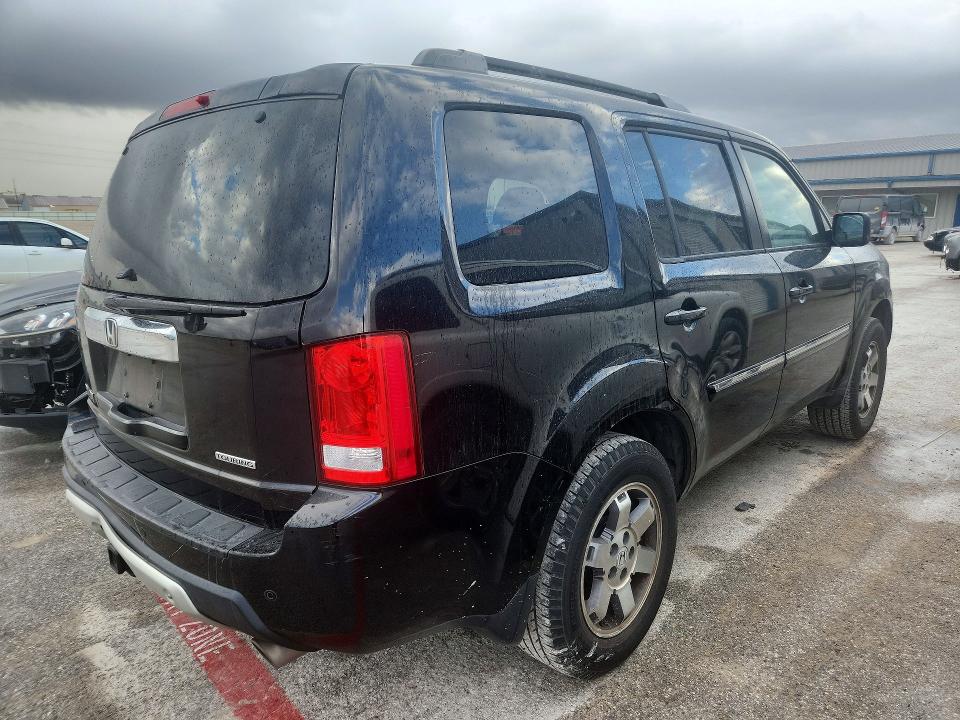Photo 3 from auction – 2011 HONDA PILOT TOUR with VIN 5FNYF3H96BB012776
