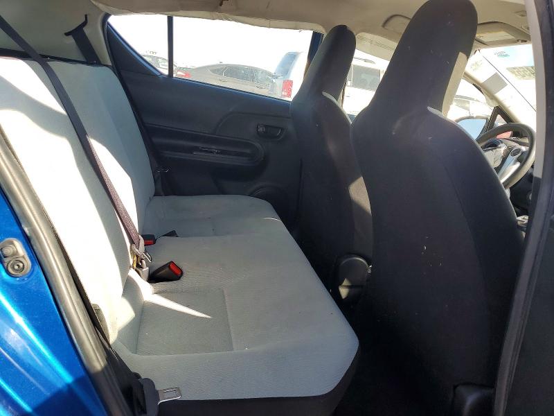 Photo 11 from auction – 2017 TOYOTA PRIUS C with VIN JTDKDTB34H1595771