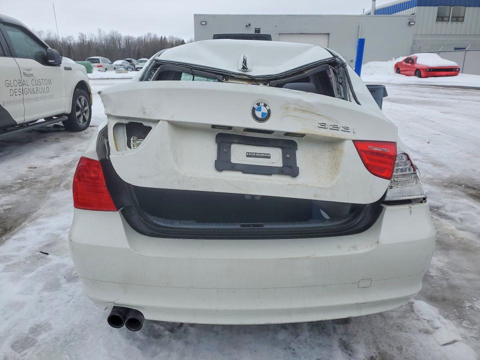 Photo 6 from auction – 2011 BMW 323 with VIN WBAPG7C52BA936559