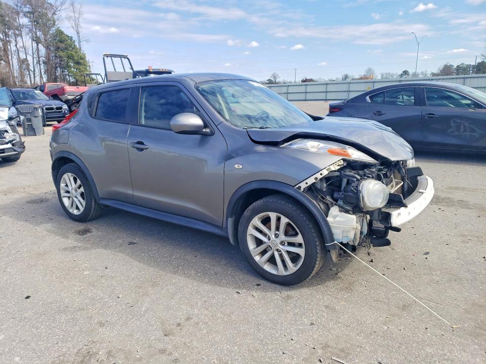 Photo 4 from auction – 2013 NISSAN JUKE with VIN JN8AF5MR8DT218561