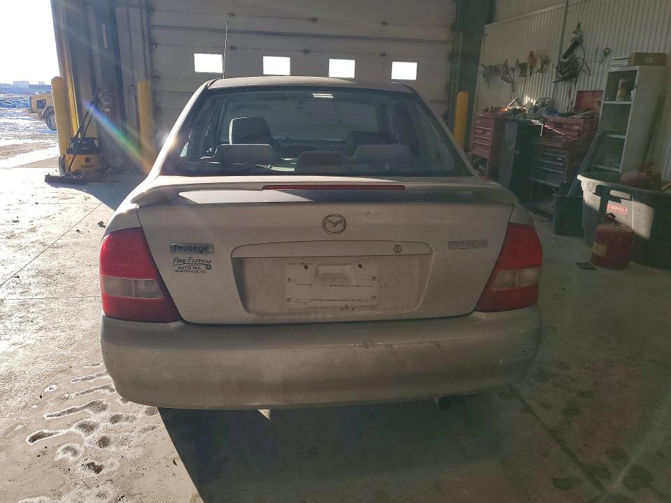Photo 6 from auction – 2000 MAZDA PROTEGE with VIN JM1BJ2232Y0199444