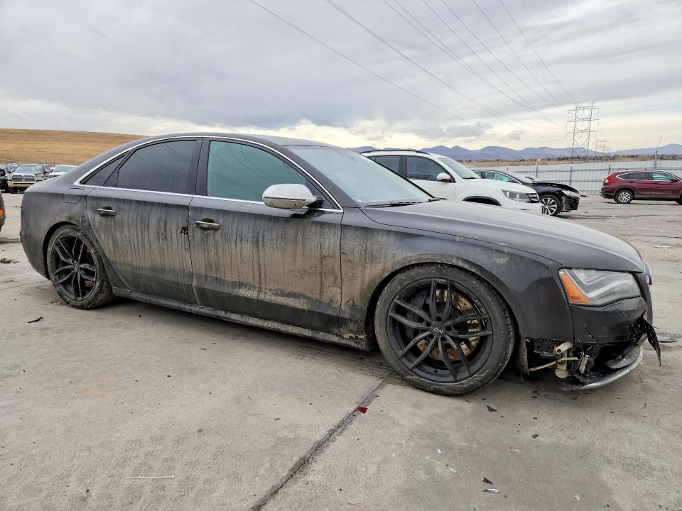 Photo 4 from auction – 2013 AUDI S8 QUATTRO with VIN WAUD2AFD2DN031056
