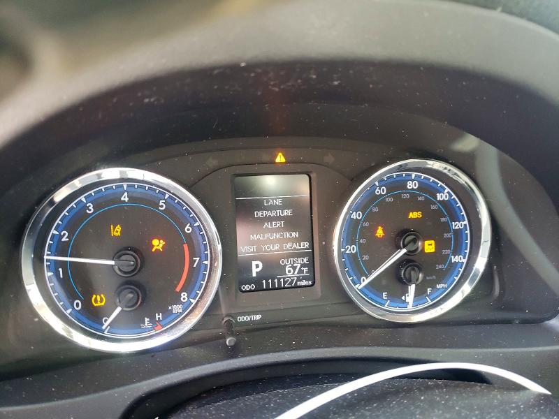 Photo 9 from auction – 2017 TOYOTA COROLLA with VIN 2T1BURHE1HC932484