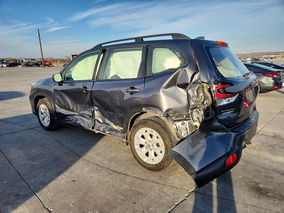 Photo 2 from auction – 2020 SUBARU FORESTER with VIN JF2SKADC5LH601196