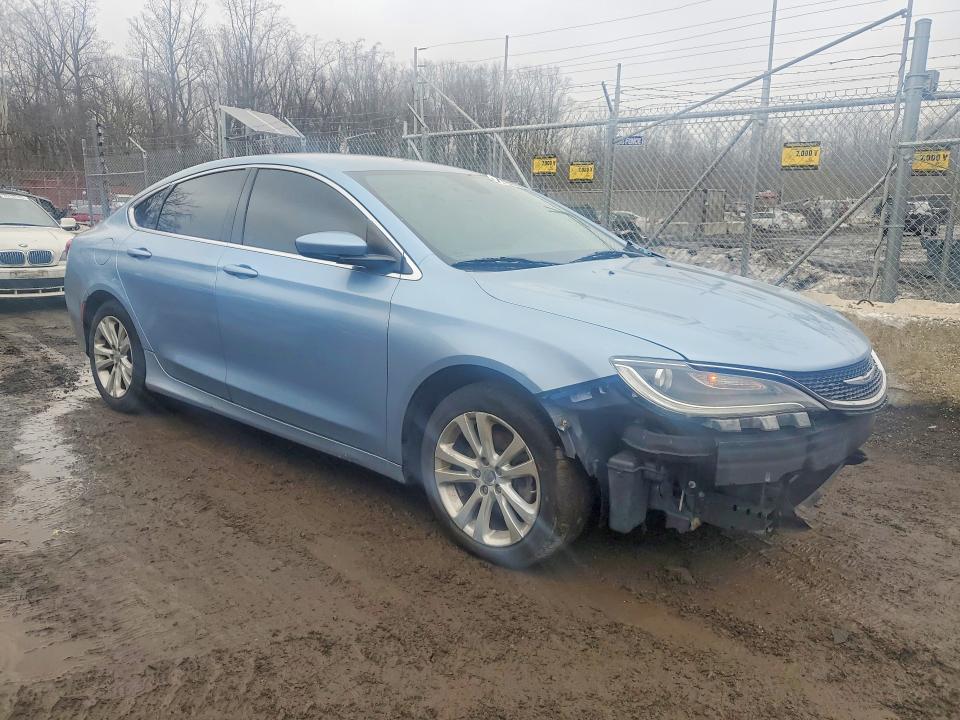 Photo 4 from auction – 2015 CHRYSLER 200 with VIN 1C3CCCAB2FN705548