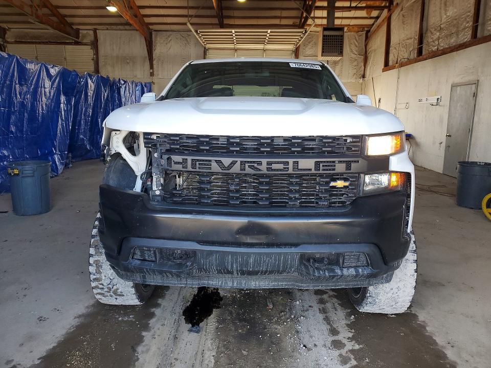 Photo 5 from auction – 2021 CHEVROLET SILVERADO with VIN 1GCUYAEF6MZ122411