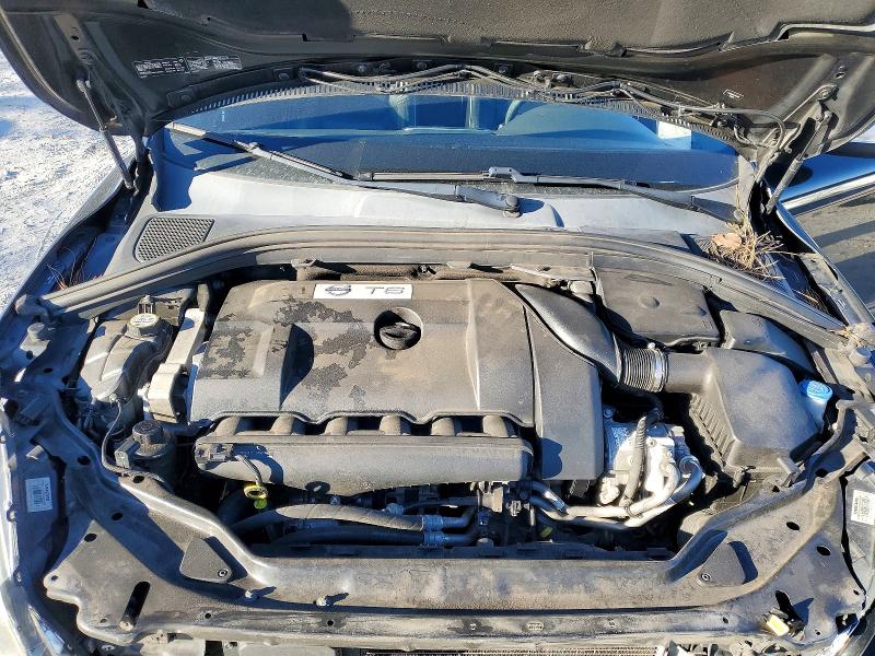 Photo 12 from auction – 2015 VOLVO XC60 with VIN YV4902RS7F2640451