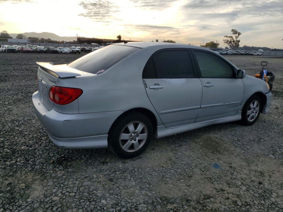 Photo 3 from auction – 2005 TOYOTA COROLLA with VIN 1NXBR32E95Z464201
