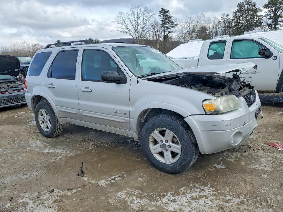 Photo 4 from auction – 2007 FORD ESCAPE with VIN 1FMCU49H57KA62196