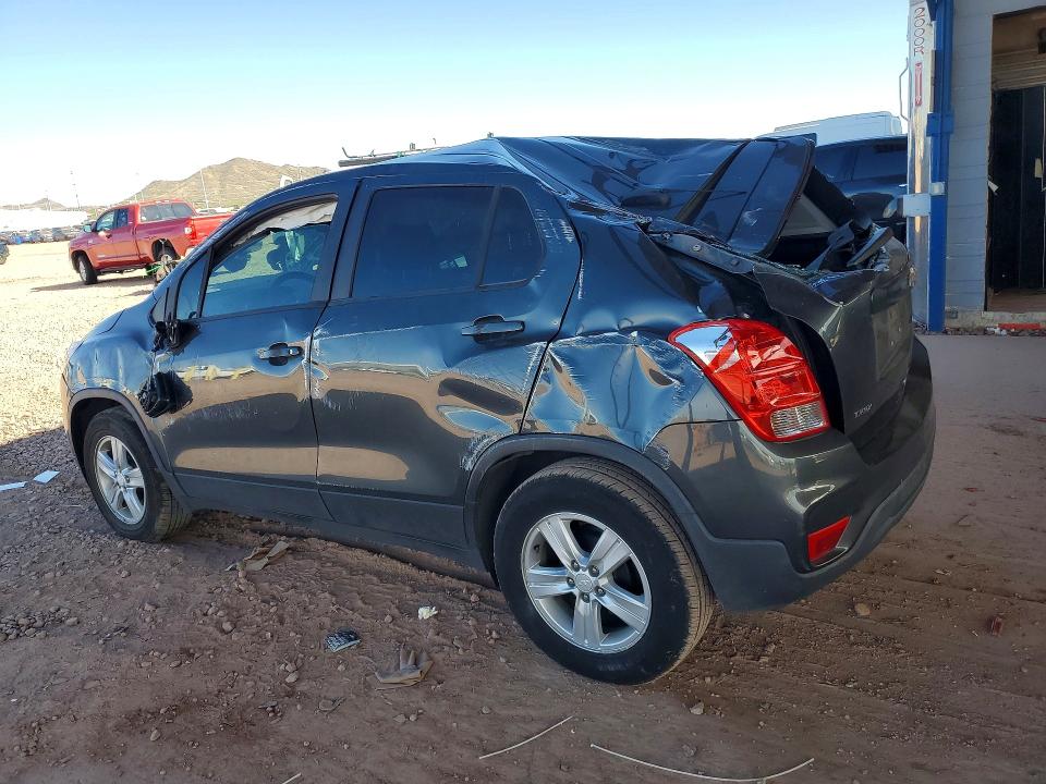 Photo 2 from auction – 2020 CHEVROLET TRAX with VIN 3GNCJKSB8LL145189