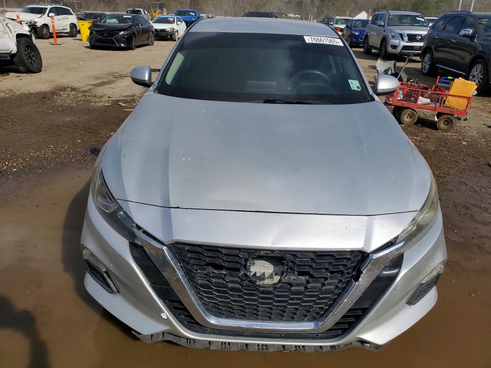 Photo 5 from auction – 2019 NISS ALTIMA with VIN 1N4BL4BV3KC231918