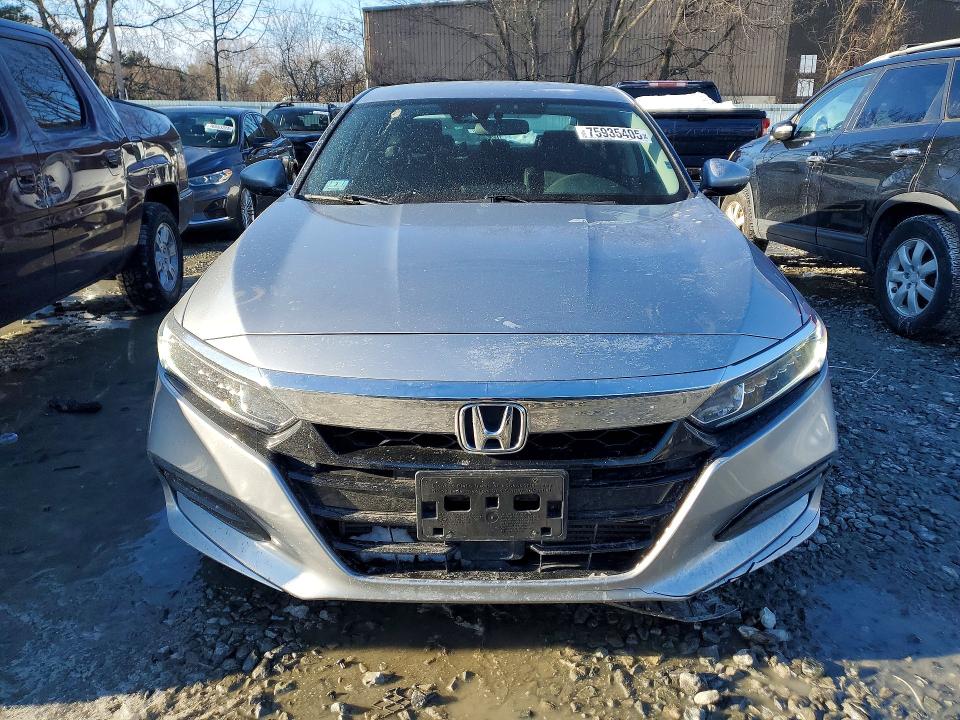 Photo 5 from auction – 2019 HONDA ACCORD LX with VIN 1HGCV1F15KA102011