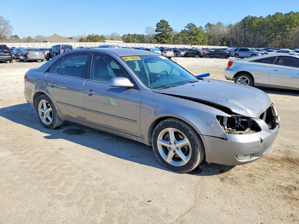 Photo 4 from auction – 2008 HYUNDAI SONATA with VIN 5NPEU46F28H402002