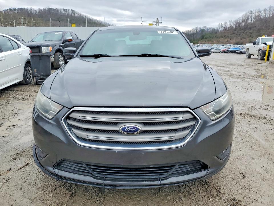 Photo 5 from auction – 2015 FORD TAURUS with VIN 1FAHP2E87FG130775