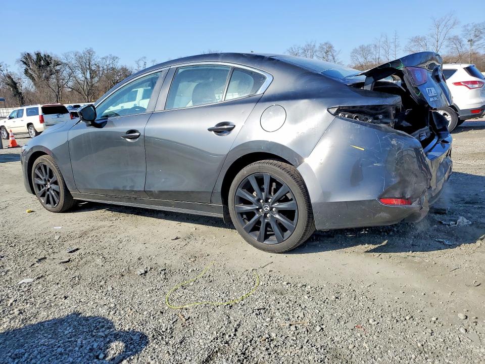 Photo 2 from auction – 2024 MAZDA 3 with VIN 3MZBPABM5RM416529