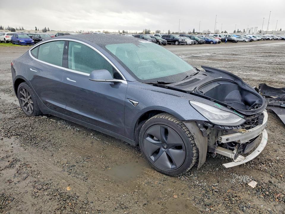 Photo 4 from auction – 2019 TESLA MODEL 3 with VIN 5YJ3E1EA6KF411168