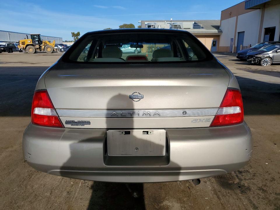Photo 6 from auction – 2001 NISSAN ALTIMA with VIN 1N4DL01D81C238288
