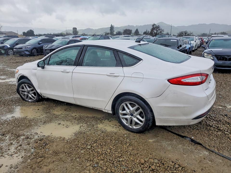 Photo 2 from auction – 2016 FORD FUSION with VIN 3FA6P0H72GR319794