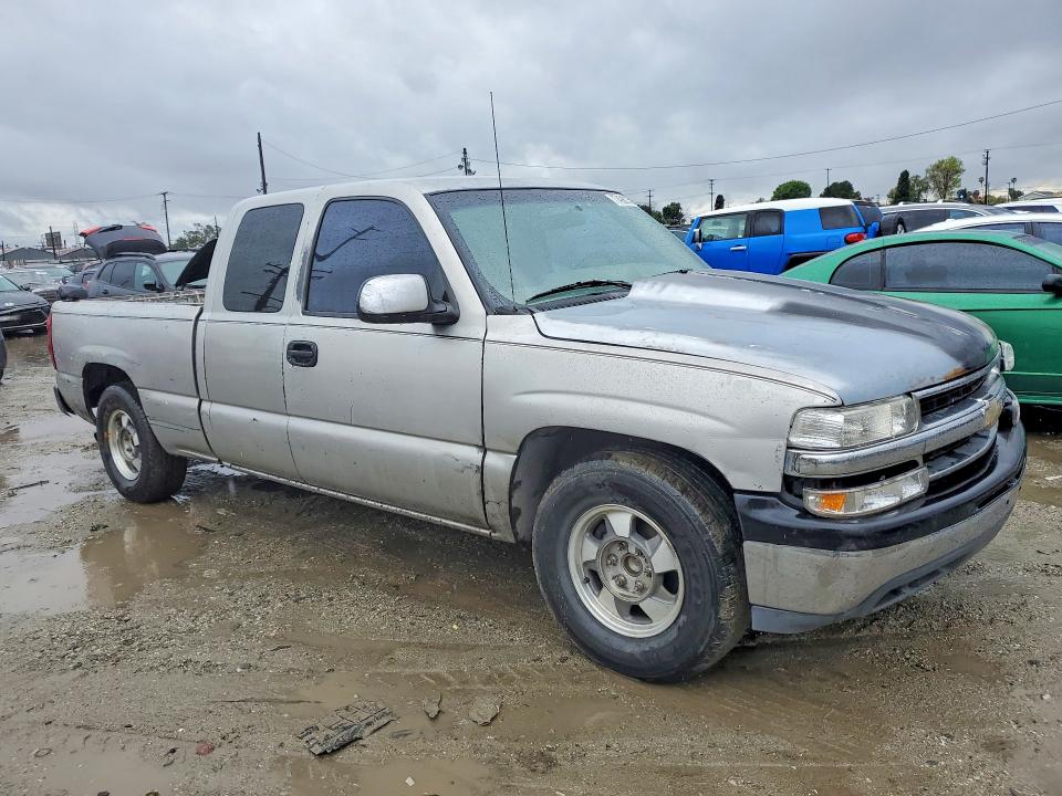 Photo 4 from auction – 1999 CHEVROLET SILVERADO with VIN 1GCEC19T5XZ199133
