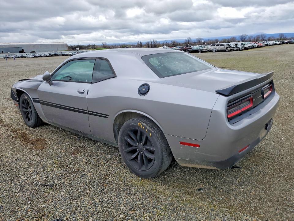Photo 2 from auction – 2017 DODGE CHALLENGER with VIN 2C3CDZAG0HH555320