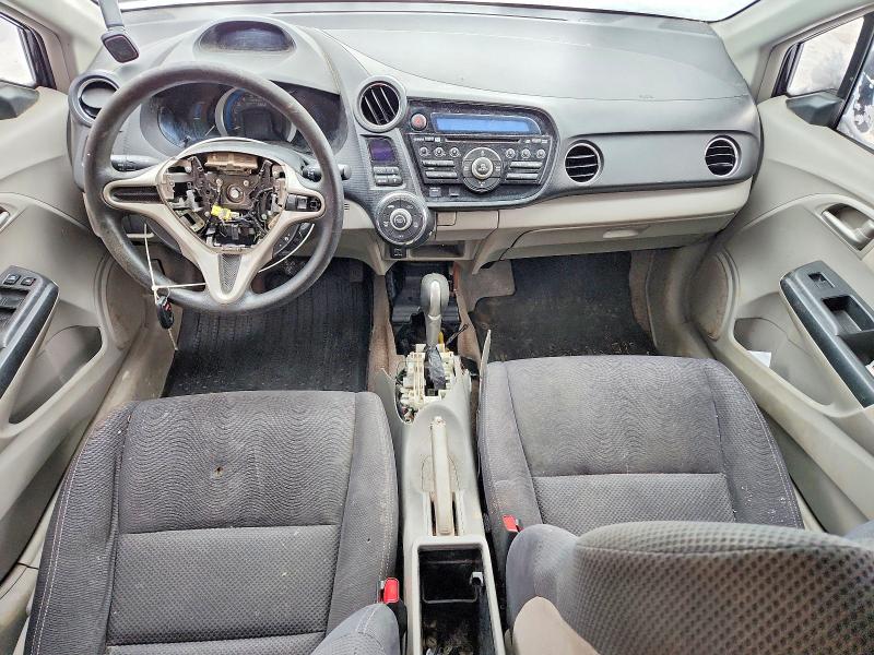 Photo 8 from auction – 2011 HONDA INSIGHT LX with VIN JHMZE2H54BS001839