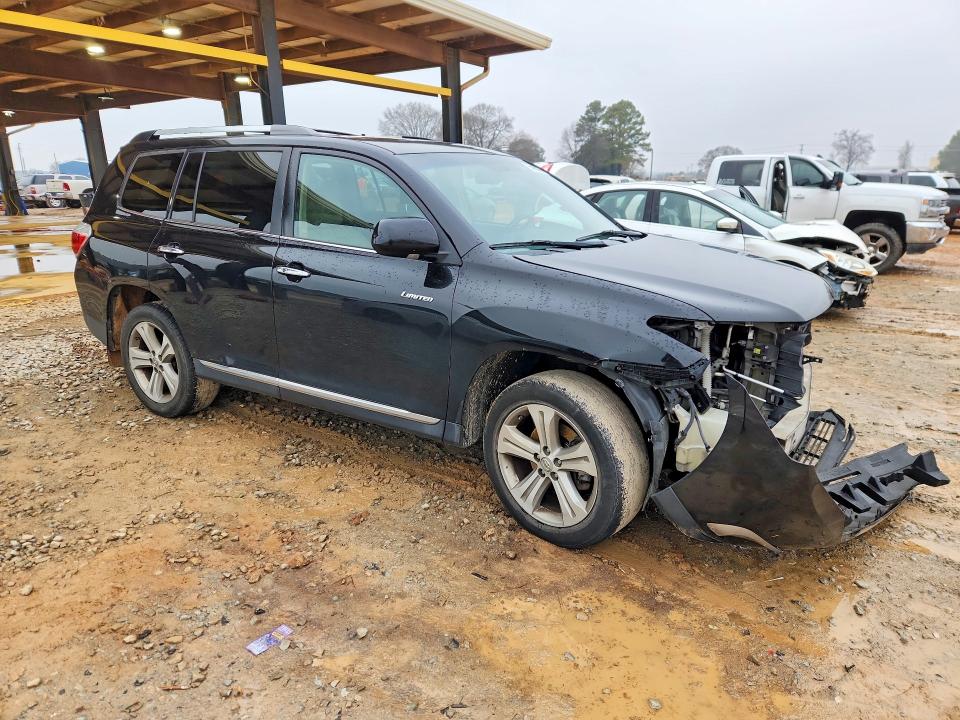 Photo 4 from auction – 2013 TOYOTA HIGHLANDER with VIN 5TDYK3EH1DS140591
