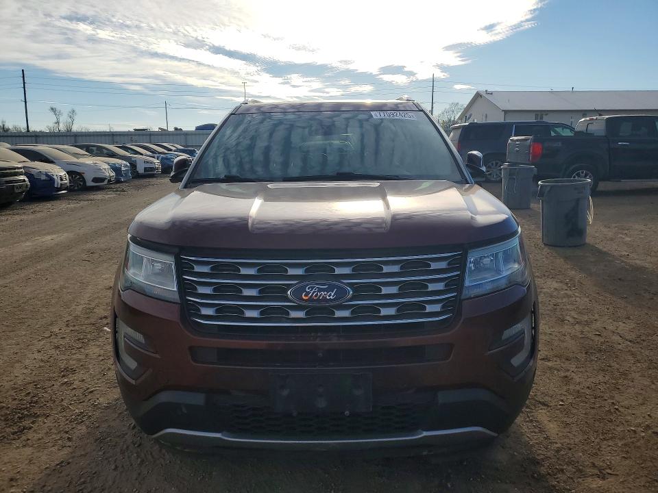 Photo 5 from auction – 2016 FORD EXPLORER L with VIN 1FM5K8FH2GGC71540
