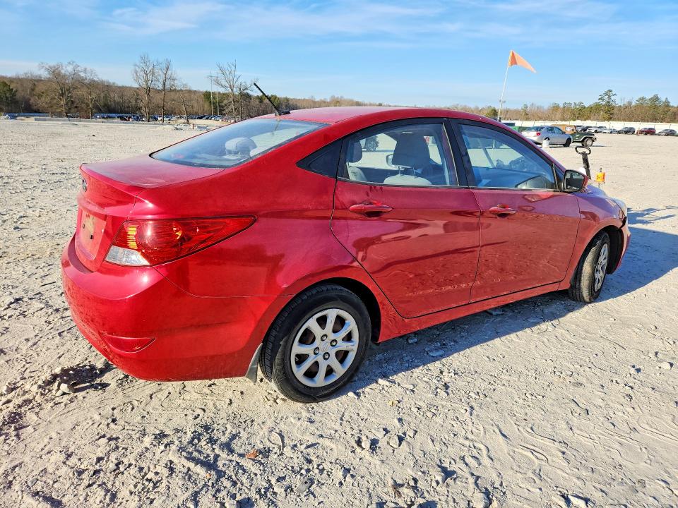 Photo 3 from auction – 2013 HYUNDAI ACCENT with VIN KMHCT4AE7DU340035