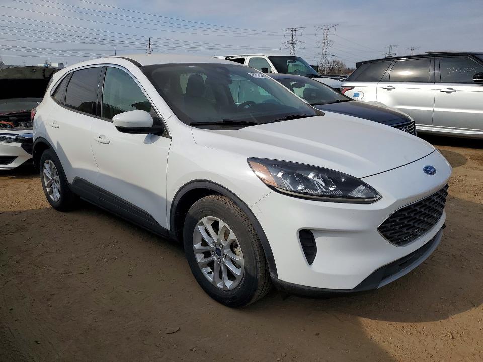 Photo 4 from auction – 2020 FORD ESCAPE with VIN 1FMCU0G66LUC04788