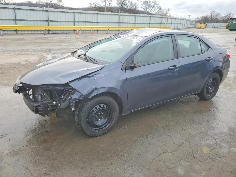 TOYOTA COROLLA L 2018 with VIN 5YFBURHE5JP816629 - Photo from auction