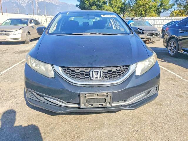 Photo 5 from auction – 2015 HONDA CIVIC with VIN 19XFB2F77FE296395