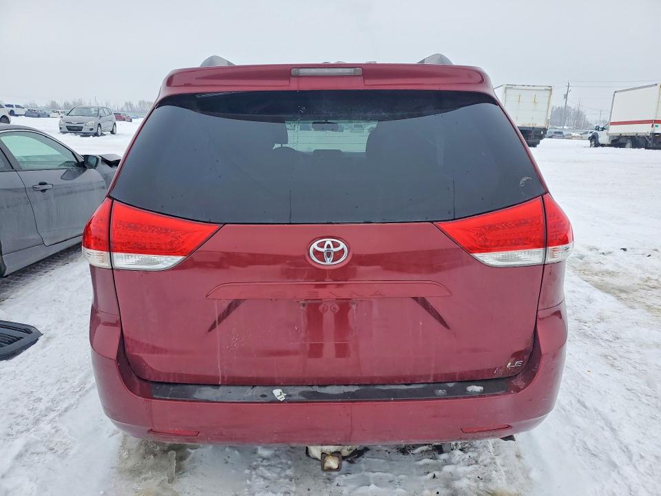 Photo 6 from auction – 2012 TOYOTA SIENNA with VIN 5TDKK3DC6CS229986