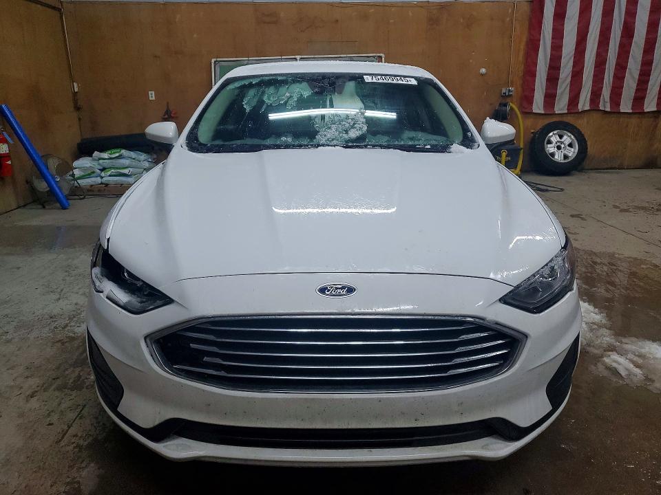 Photo 5 from auction – 2019 FORD FUSION SE with VIN 3FA6P0LU0KR147416
