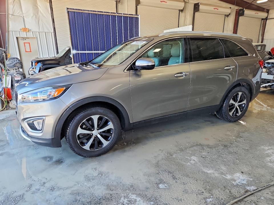 KIA SORENTO 2016 with VIN 5XYPH4A1XGG034473 - Photo from auction
