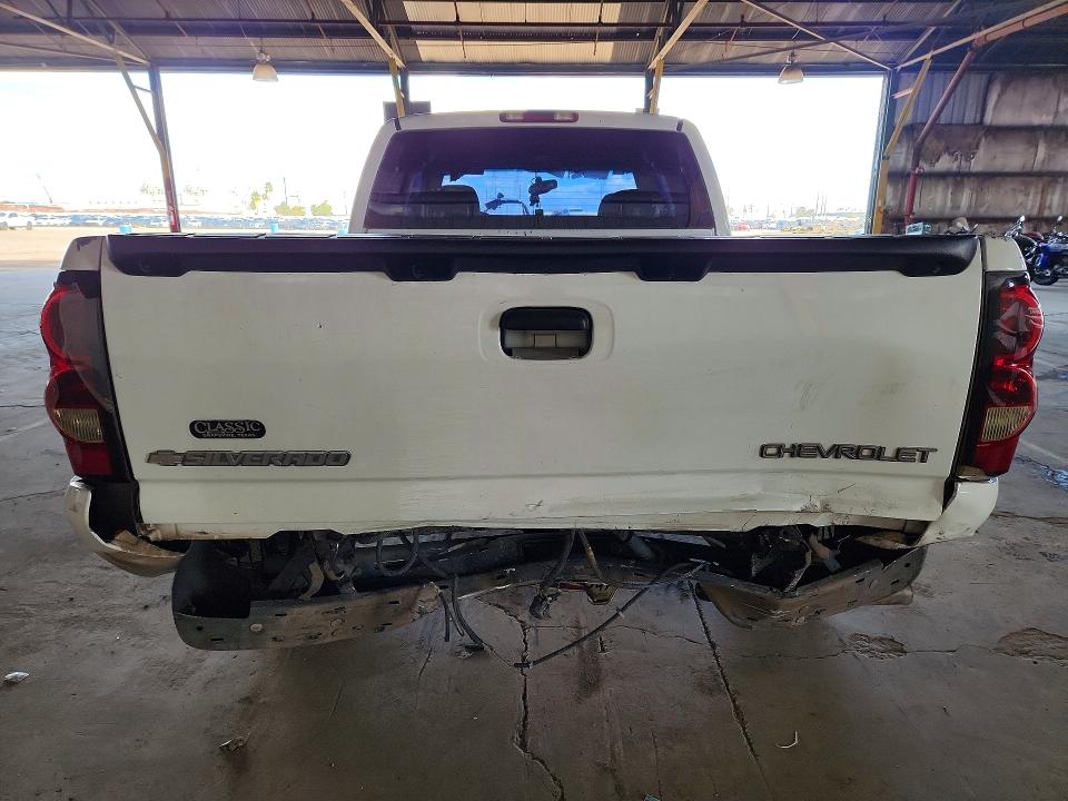 Photo 6 from auction – 2004 CHEVROLET SILVERADO with VIN 2GCEC19V941289715