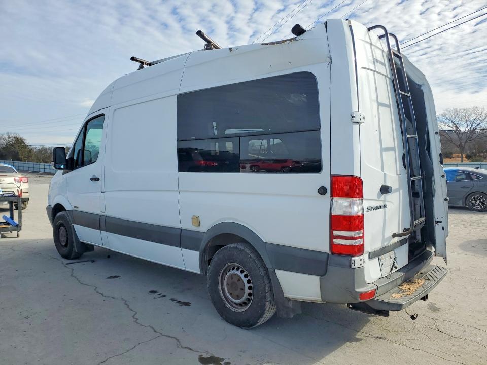 Photo 2 from auction – 2013 MERCEDES-BENZ SPRINTER with VIN WD3PE7CC2D5768340