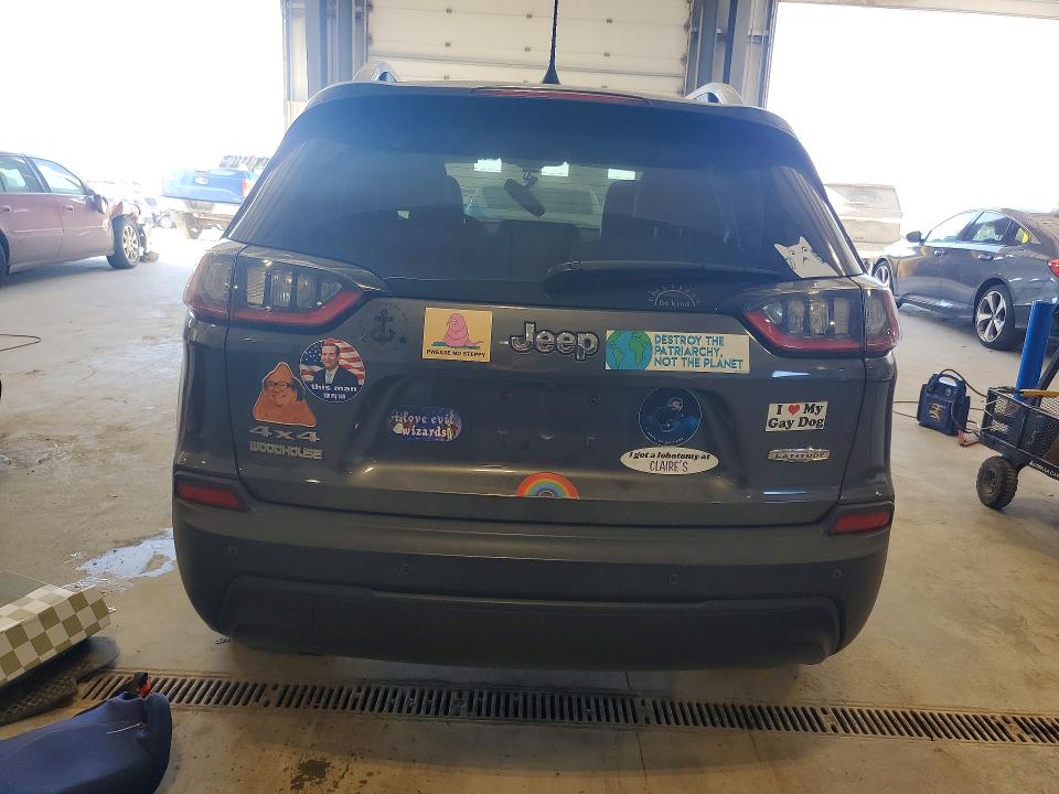 Photo 6 from auction – 2019 JEEP CHEROKEE with VIN 1C4PJMLB7KD305703