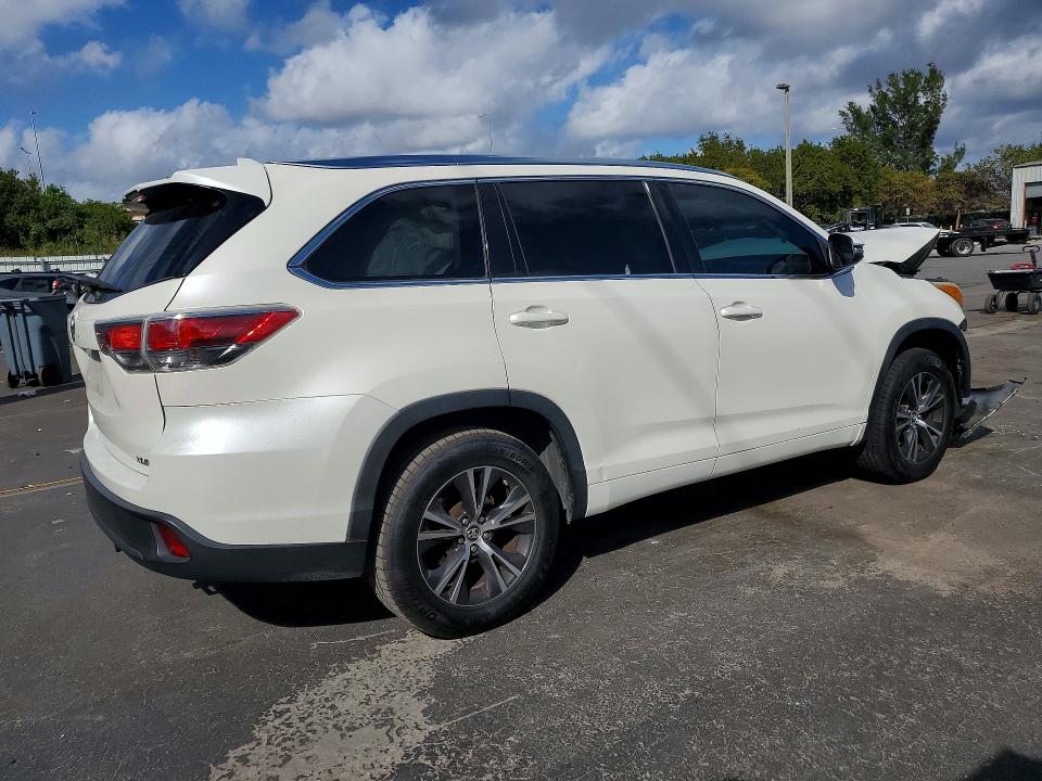 صورة رقم 3 من المزاد - 2016 TOYOTA HIGHLANDER مع VIN 5TDKKRFH4GS136949