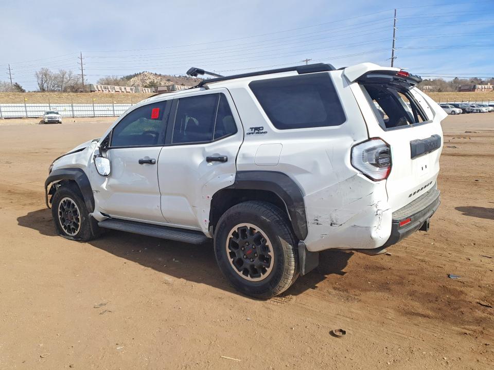 Photo 2 from auction – 2025 TOYOTA 4RUNNER with VIN JTEVA5BR5S5073149