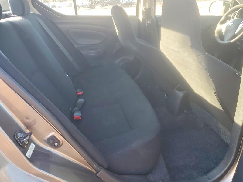 Zdjęcie 10 z aukcji – 2015 NISSAN VERSA z VIN 3N1CN7AP5FL840566